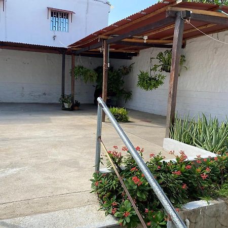 Cactus City Hostel Confort Ríohacha Екстериор снимка